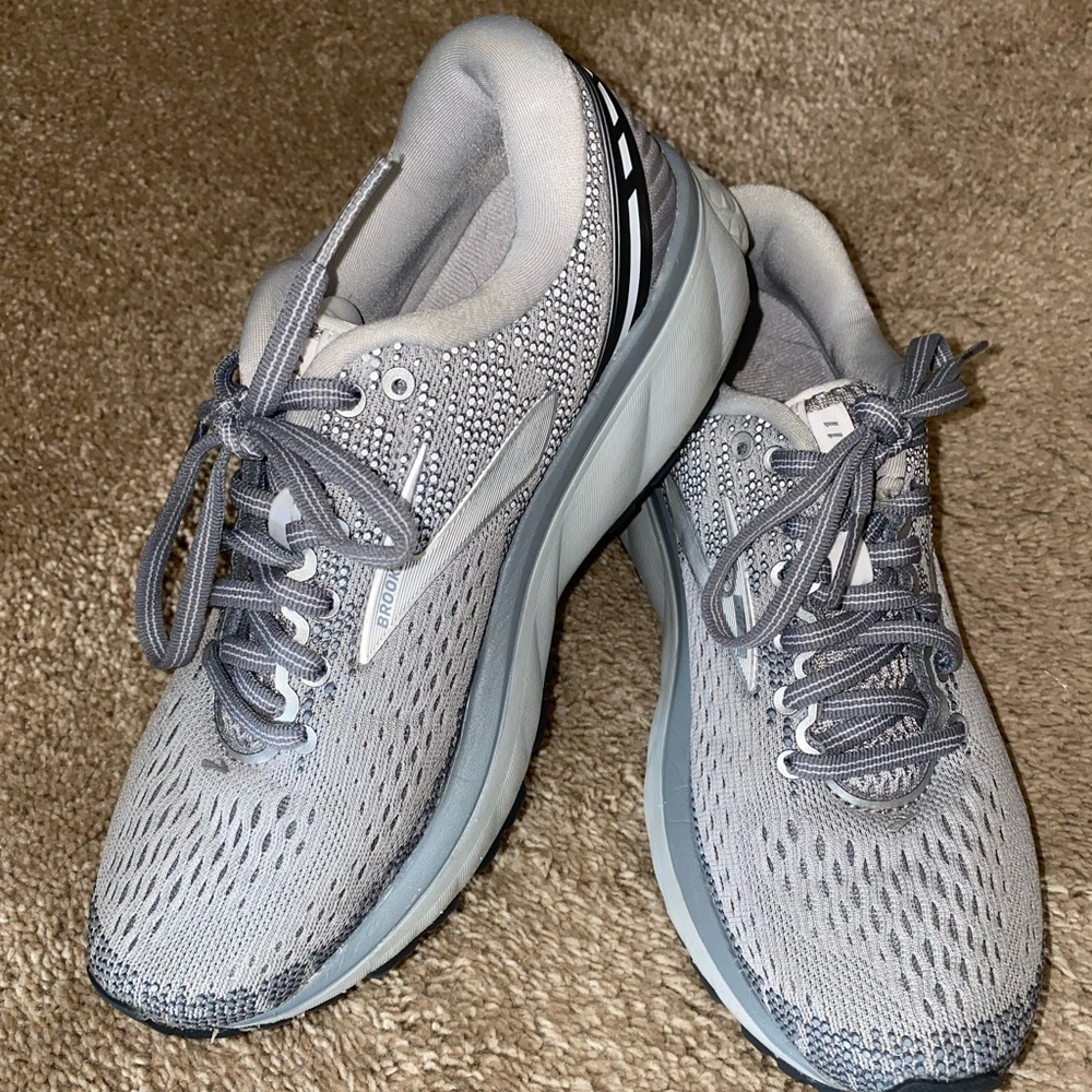 Brooks Running Shoes size 6